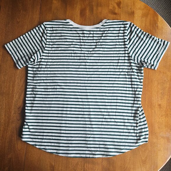 Universal Standard V Rex short sleeve t-shirt, bone/botanic (green) stripe, sz M - Picture 2 of 9